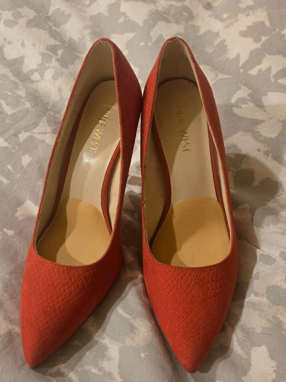 Nine West pump